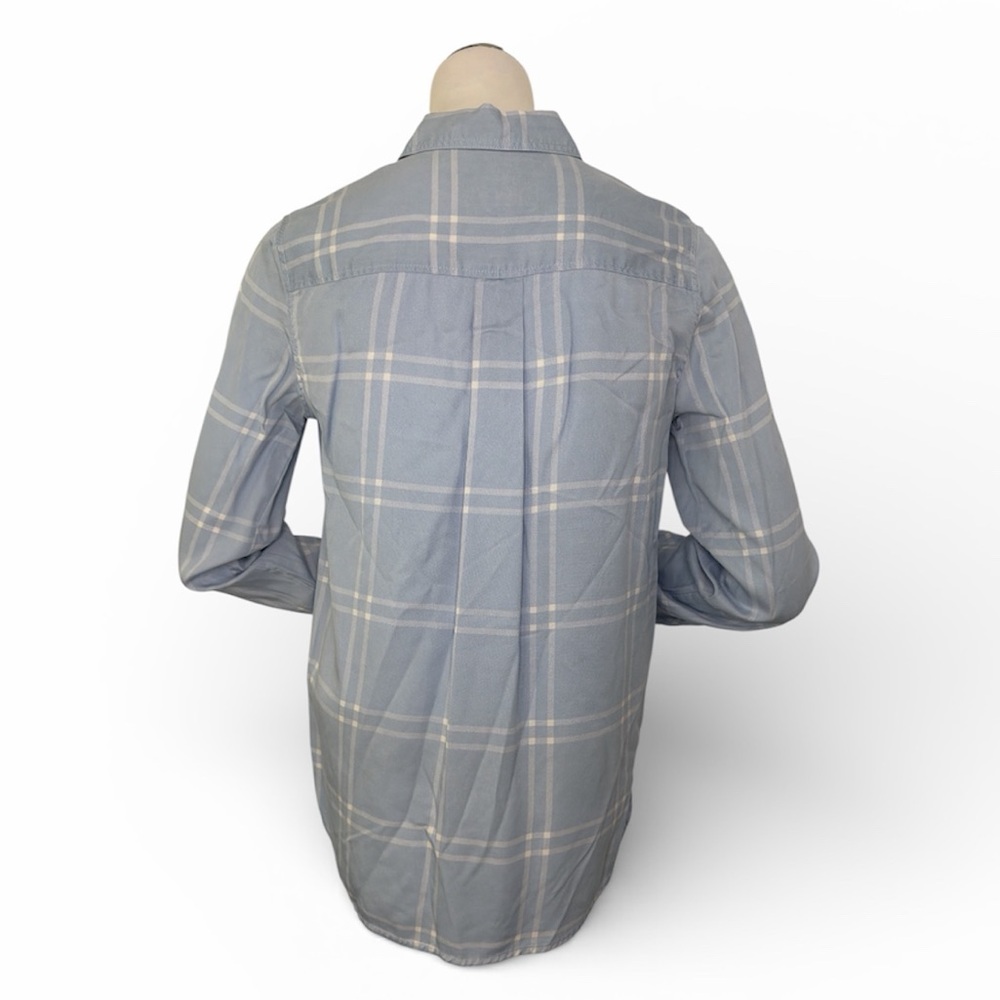 Express Women’s Blue Plaid Button Down Shirt - Picture 2 of 8